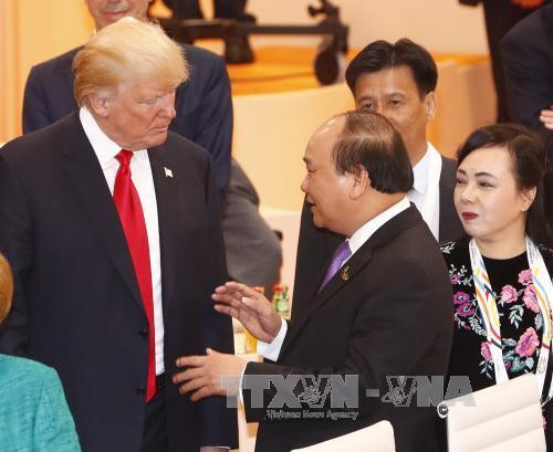阮春福与美国总统唐纳德•特朗普。（图片来源：越通社）