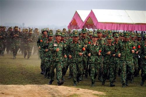 越南与柬埔寨举行陆地边界地区搜救演习。图自越通社