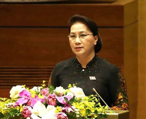 国会主席阮氏金银在闭幕会上发表讲话。图自越通社