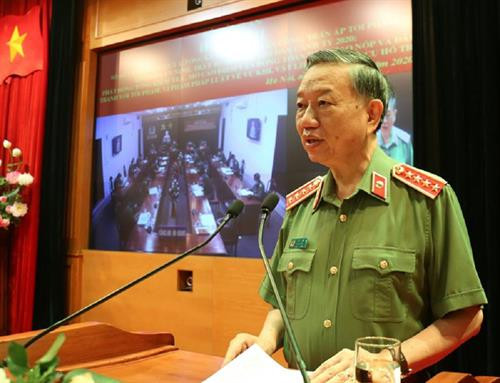 越共中央政治局委员、公安部部长苏林大将。图自互联网