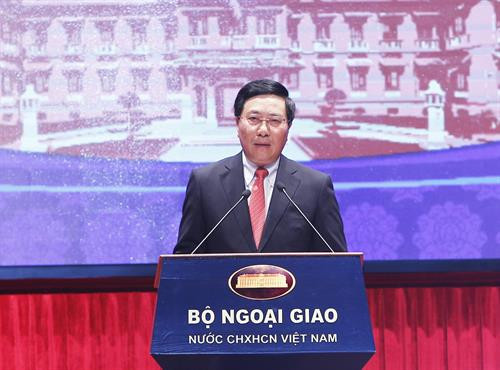 越南政府副总理兼外长范平明在开幕式上发表讲话 越通社记者 林庆 摄 越南政府副总理兼外长范平明在开幕式上发表讲话 越通社记者 林庆 摄
