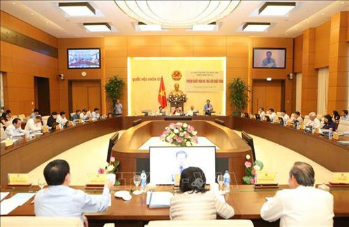 越南第十四届国会常委会第35次会议7月15日召开。图自越通社