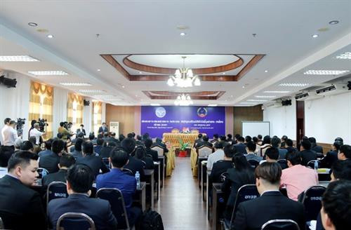 越老信息传媒技术合作论坛场景。（图片来源：越通社）