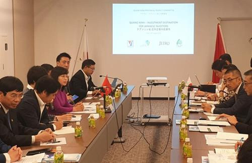 资料图：广宁省工作代表团今年8月在日本举行的投资促进会。图自《广宁报》