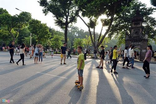 河内步行街：忘记生活烦恼的地方。图自互联网
