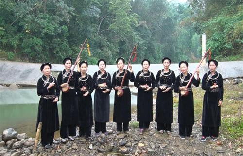 天曲仪式——越南北部山区同胞信仰与文化的完美结合 。图自互联网