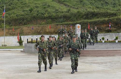 承天顺化省与老挝加强合作 致力建设越老和平友好边界线 ảnh 3