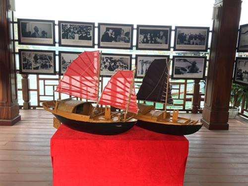 今与昔--下龙湾遗产专题展。图自https://vietnamplus.vn
