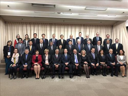 与会代表合影 图自越通社