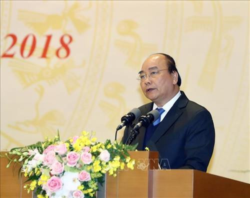 阮春福总理在会议上发表结论性讲话。图自越通社