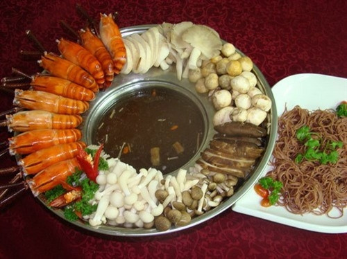 极具特色的南方菜——腌鱼火锅。（图片来源：因特网）