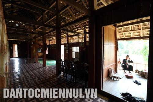泰族同胞传统高脚屋。图：潘英俊