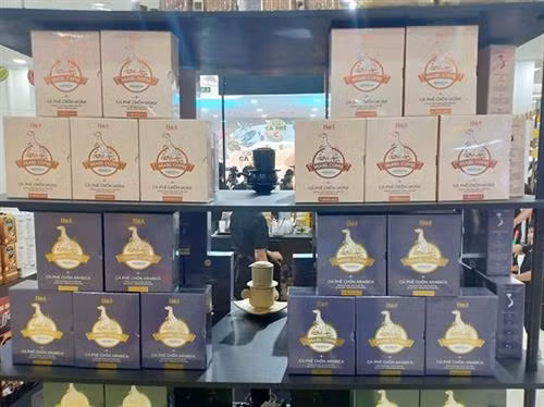 越南20个著名咖啡品牌参加。图自越通社 越南20个著名咖啡品牌参加。图自越通社