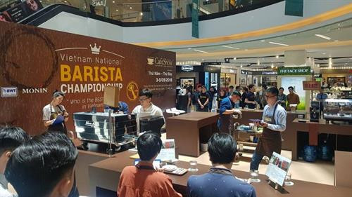 资料图:上百家著名咖啡品牌齐聚2018年越南咖啡展。(图片来源:因特网) 资料图:上百家著名咖啡品牌齐聚2018年越南咖啡展。(图片来源:因特网)