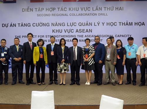 各方代表合影。越通社记者 文山 摄
