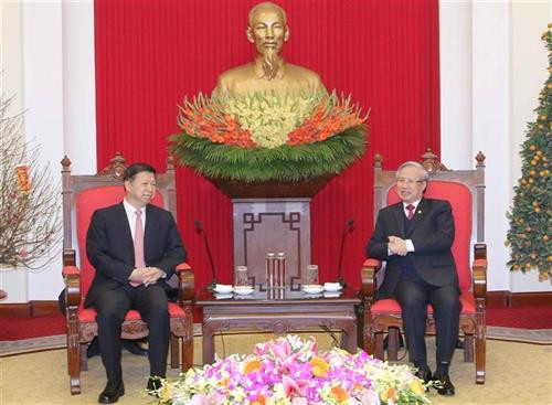 越共中央书记处常务书记陈国旺会见中共中央对外联络部部长宋涛。图自越通社