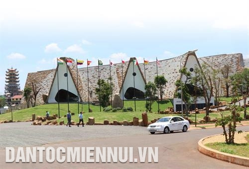 世界咖啡博物馆 成为邦美蜀市的亮点。记者 范强 摄 世界咖啡博物馆 成为邦美蜀市的亮点。记者 范强 摄