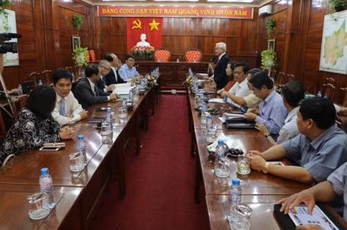 磋商场景。(图片来源:越通社) 磋商场景。(图片来源:越通社)