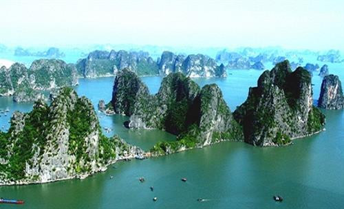 下龙湾的美景（图片来源：因特网）