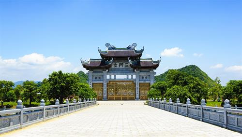 宁平省的拜订寺。（图片来源：因特网）