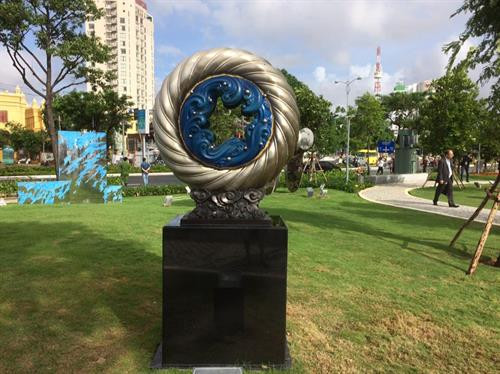 中国的"同一个愿景同一个未来"作品。（图片来源：越通社）