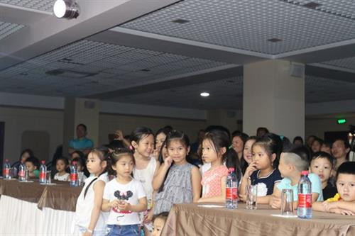 越南木偶艺术给旅居俄罗斯越南人侨胞留下深刻印象 ảnh 2