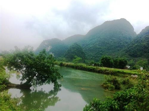 归山河。（图片来预算内：因特网）