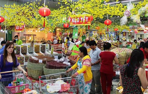 资料图：年货市场种类丰富价格稳定。图自因特网