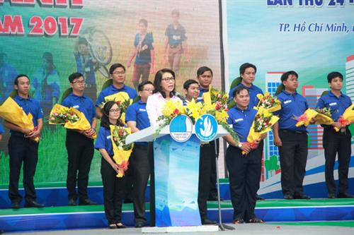 胡志明市人民委员会副主席阮氏秋在会上发表讲话。(图片来源:tienphong.vn) 胡志明市人民委员会副主席阮氏秋在会上发表讲话。(图片来源:tienphong.vn)