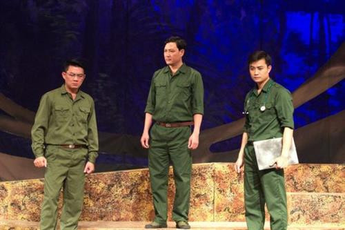 河内戏剧院的《双眼》剧目的演员。图自因特网