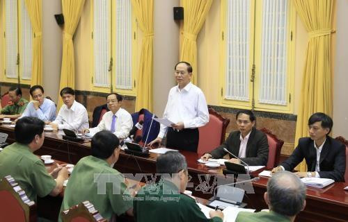 陈大光在会上发表讲话。（图片来源：越通社）