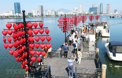 岘港是韩国游客喜爱的目的地。图自越通社