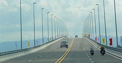 新武—历县大桥(图片来源:越通社) 新武—历县大桥(图片来源:越通社)