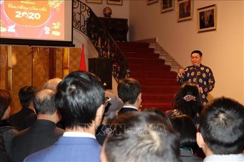 越南驻比利时大使、越南驻欧盟使团团长武英光在活动上发表讲话。图自越通社
