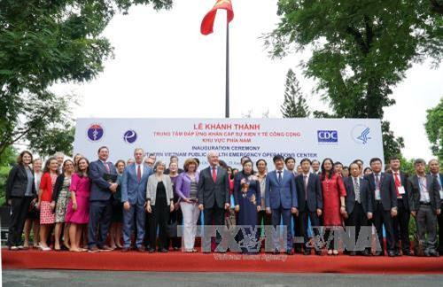越南南部公共卫生事件应急处理中心正式揭牌成立 ảnh 5 越南南部公共卫生事件应急处理中心正式揭牌成立 ảnh 5