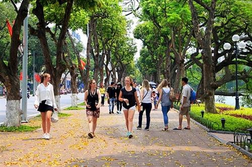 前11个月，前往河内市旅游游客量达2624万人次，同比增长9.9%。图自互联网