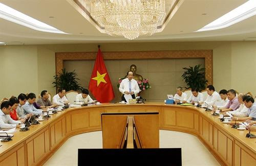 政府办公厅主任梅进勇部长在会上发表讲话。图自越通社