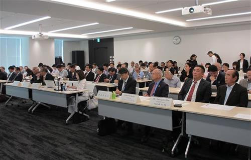 会议场景。图自越通社