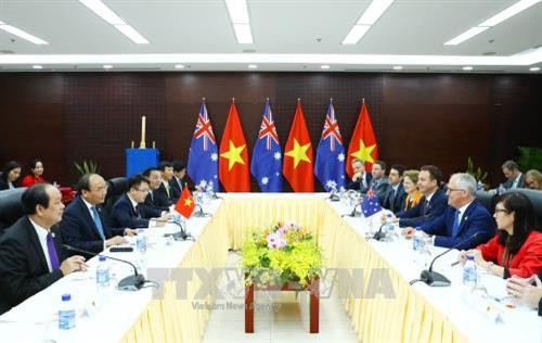双方会见场景。（图片来源：越通社）