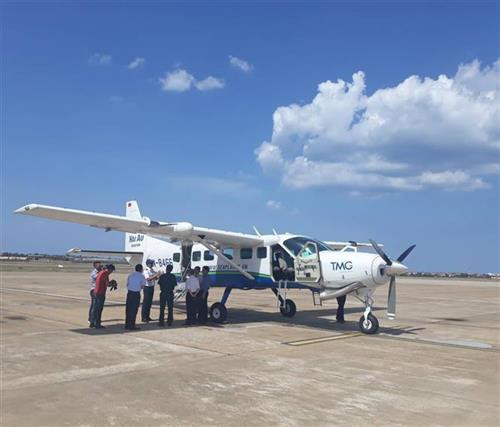 12座的赛斯纳208 (Cessna Grand Caravan 208B-EX)飞机执飞。图自越通社 12座的赛斯纳208 (Cessna Grand Caravan 208B-EX)飞机执飞。图自越通社