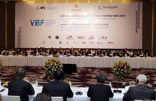 2018年越南商业期末论坛场景。图自越通社