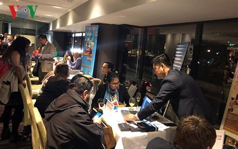 越南旅游推介活动在澳大利亚和新西兰举行。(图片来源:越南之声) 越南旅游推介活动在澳大利亚和新西兰举行。(图片来源:越南之声)