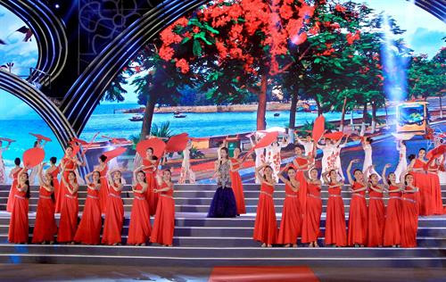 2019年凤凰花节开幕式。图自越通社