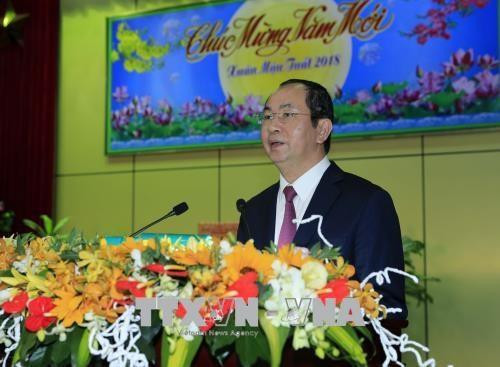 越南国家主席陈大光在会议上发表讲话。越通社记者 颜创 摄 越南国家主席陈大光在会议上发表讲话。越通社记者 颜创 摄