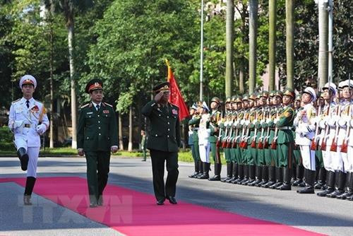 老挝人民军总参谋长对越南进行正式访问 ảnh 1