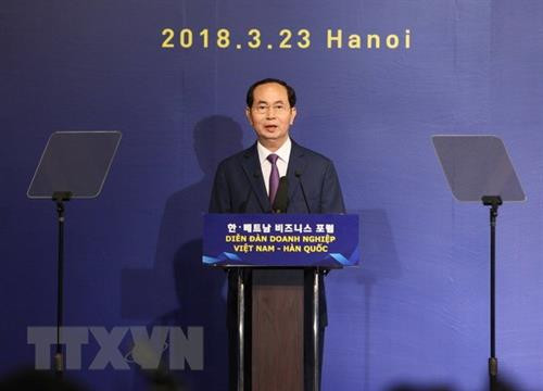 越南国家主席陈大光在论坛上发言。越通社记者 杨江 摄