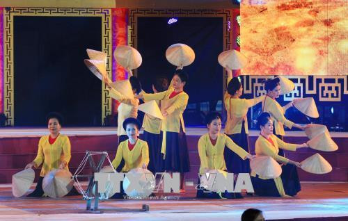 2018年顺化文化节盛大开幕。（图片来源：越通社）