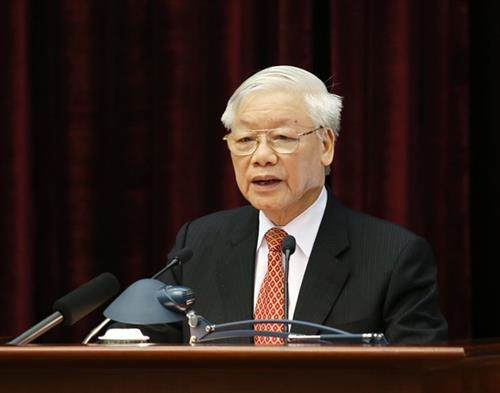 越共中央总书记、国家主席阮富仲代表政治局致闭幕词。图自越通社