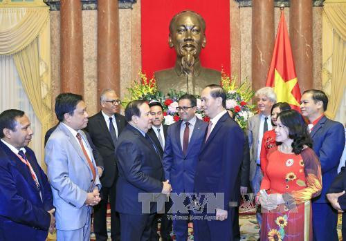 陈大光亲切会见东南亚国家红十字会和红新月会领导代表。（图片来源：越通社）