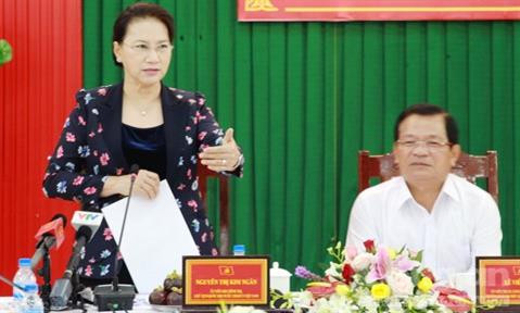 阮氏金银与广义省省委领导举行工作会谈发表讲话。（图片来源于网络）